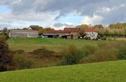 Saint-Jory-de-Chalais House | Gîte des prés