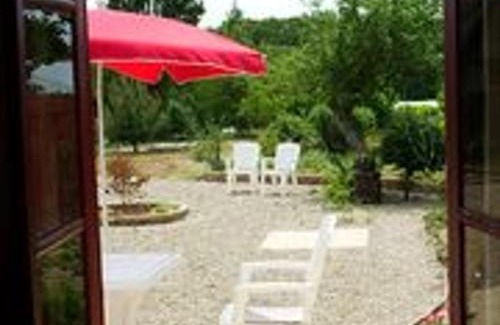 Neung-sur-Beuvron House | Gîte Douillet en Sologne - Terrasse, Jardin, Bords du Beuvron - Idéal Couples - FR-1-491-409
