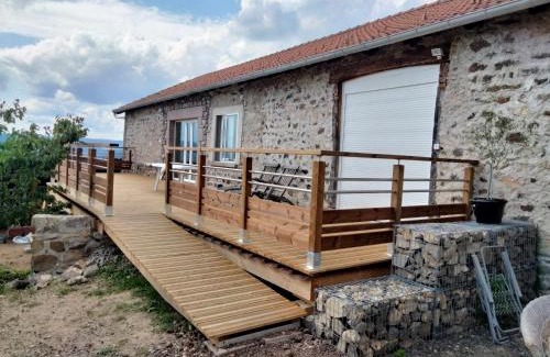 Vorey House | Gîte du Bachat