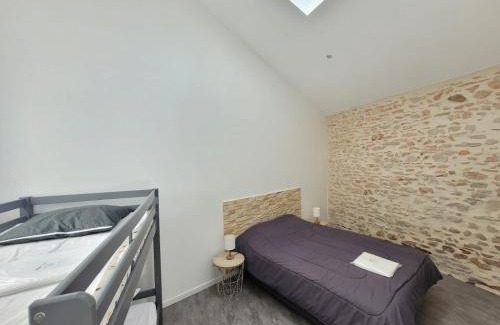 Les Echets Apartment | Gîte Du Beaujolais