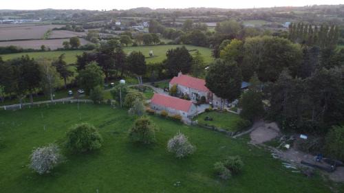Saint-Vaast-la-Hougue House | Gîte du Clos Giot