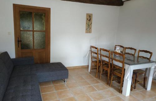 Vernoux Apartment | GÎTE DU COLOMBIER