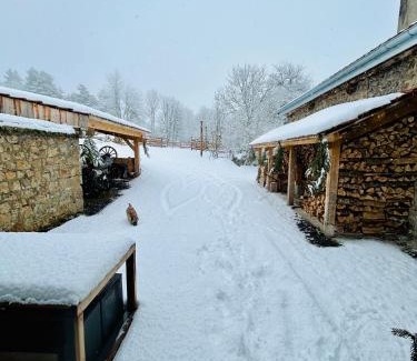 Lachapelle-Graillouse House | Gîte du Mont Mentes