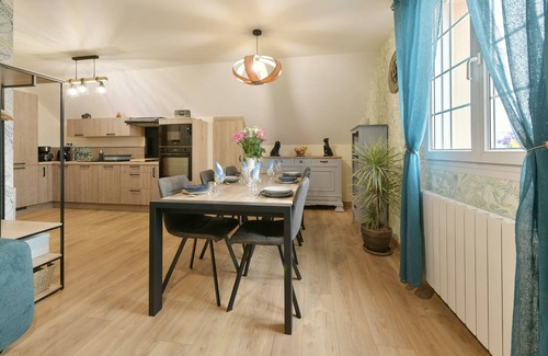 Mayenne Apartment | Gîte du Pont d'Amourette - Jacuzzi