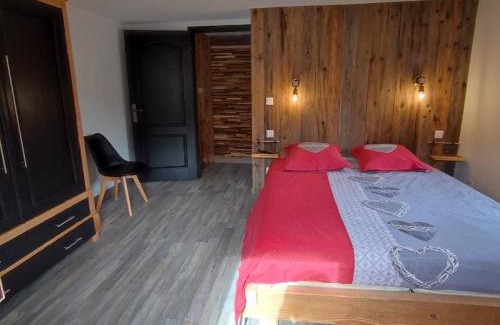 Saulxures-sur-Moselotte Ski Chalet | Gîte du pré forestier