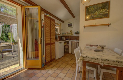 Mirabel-aux-Baronnies Ski Chalet | Gîte Eden, aux Mirabelles, piscine commune