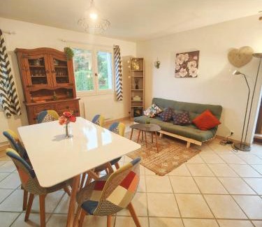 Maconnais Beaujolais Agglomeration Apartment | Gîte entre Beaujolais & Mâconnais