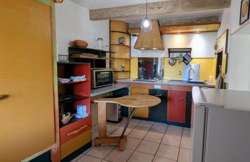 Coulevon House | Gîte entre ville et campagne, Wi-Fi gratuit, sur circuit des peintres - FR-1-583-502
