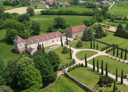 Magny Apartment | Gîte Eugène Süe - cuisine fermée