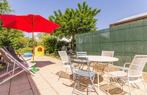 Sainte-Reine-de-Bretagne House | Gîte familial près de Guérande avec jardin, terrasse, jeux pour enfants, et coin détente - FR-1-306-1095