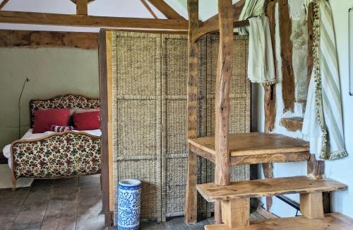Gennes-sur-Glaize House | Gîte familial avec piscine couverte, animaux et grand jardin, tout inclus, jusqu'à 11 pers - FR-1-600-234