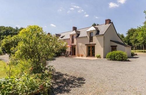 Plesse House | Gîte familial au calme avec jardin, près de Nantes et St Nazaire, activités pour petits et grands - FR-1-306-1119