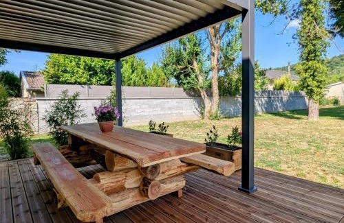 Vignot House | Gîte familial au calme de Vignot - 3 chambres confortables - FR-1-585-181