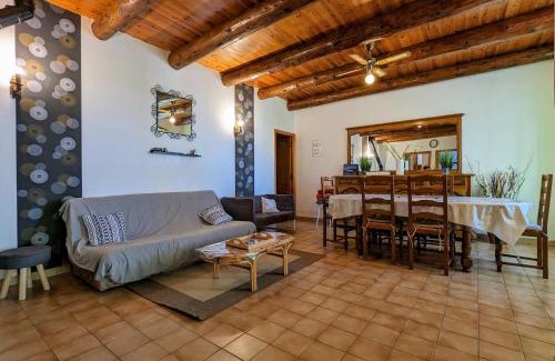 Saint-Front House | Gîte familial avec jardin, près du Puy-en-Velay et station de ski des Estables - FR-1-582-475