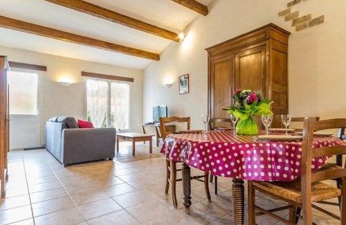 Rouans House | Gîte familial avec jardin clos, à 25 km de Nantes, WiFi, vélos et jeux pour enfants. - FR-1-306-953