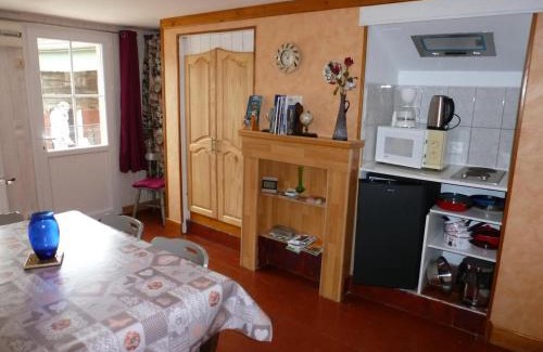 Fiefs House | Gîte familial avec jardin, terrasse, vélos, Wifi, et animaux acceptés near Saint Pol sur Ternoise - FR-1-376-47