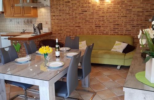 Vienville House | Gîte familial avec piscine, idéal pour randonnées et pêche, proche Gérardmer et crêtes vosgiennes - FR-1-589-238