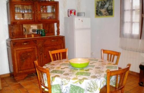Mazieres-de-Touraine House | Gîte familial en Touraine avec jardin, proche châteaux et vignobles, animaux acceptés. - FR-1-381-240