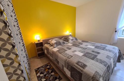 Lye House | Gîte familial proche du zoo de Beauval avec cour privative - FR-1-591-648