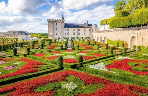 Villiers-au-Bouin House | Gîte familiale au cœur du village