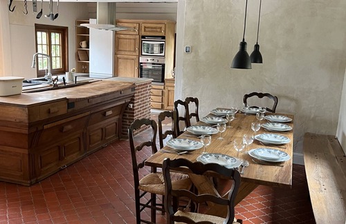 Hermival-les-Vaux Cottage | Gîte-Family-Ensuite-Countryside view