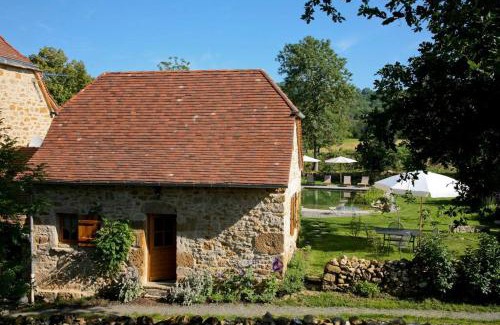 Frontenac House | Gîte Fleurs d'eau, Le Hameau du Quercy, charme, calme, piscine naturelle