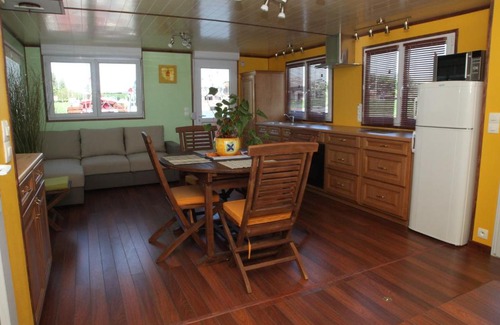 Saint-Valery-sur-Somme Boat Rental | Gîte Fluvial de La Baie de Somme Le Lihoury