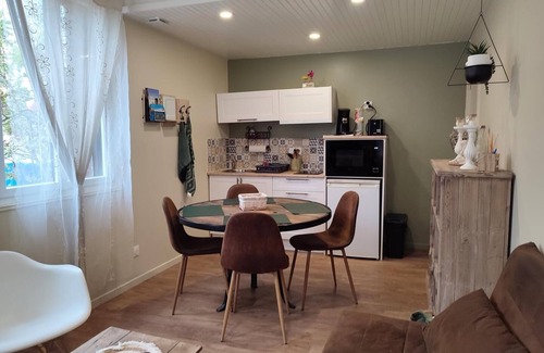 Forges-les-Eaux House | Gîte for 2 to 3 people in Forges-les-Eaux.