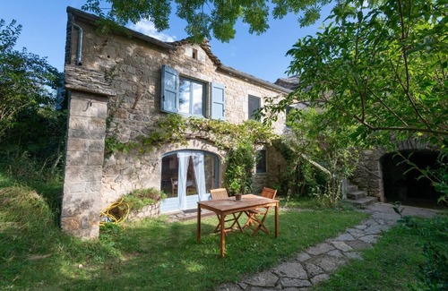Saint-Pierre-des-Tripiers House | Gîte Pratlong - SAINT PIERRE DES TRIPIERS