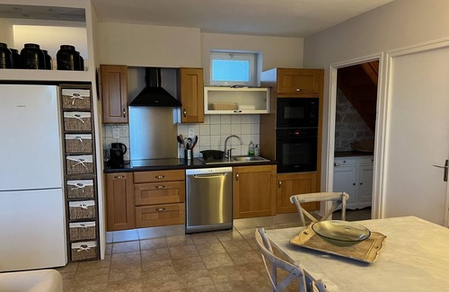 Saint-Privat-de-Champclos Apartment | Gîte Barjac