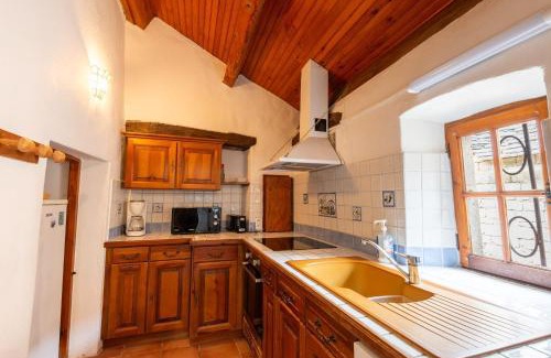 Saint-Pierre-des-Tripiers House | Gîte Gîte La Fontaine 2/3 personnes