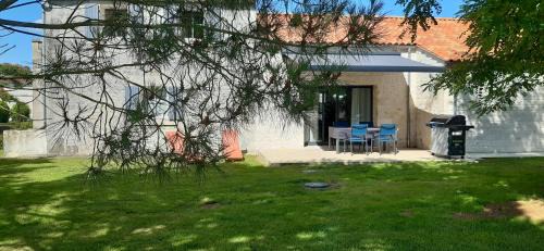 Saint-Porchaire House | Gîte Garouille