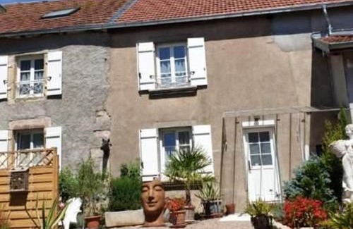 Mersuay House | Gîte historique spacieux pour 12 pers, proche nature - FR-1-583-384