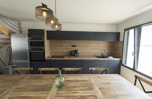 Kervan House | Gîte Houat, 800m des Plages, Calme et Sérénité