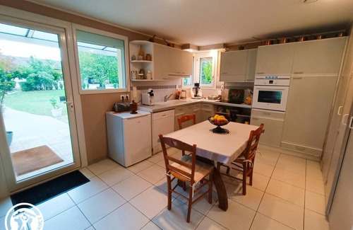 Caillac House | Gîte in Caillac - CAILLAC