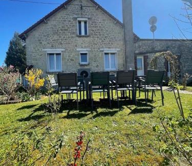 Coucy-le-Chateau-Auffrique House | Gîte la Maison de Fram