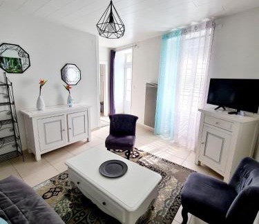 Treize-Vents House | Gîte la Belle Vallée maison indépendante 80m2 à 12 min du Puy du Fou