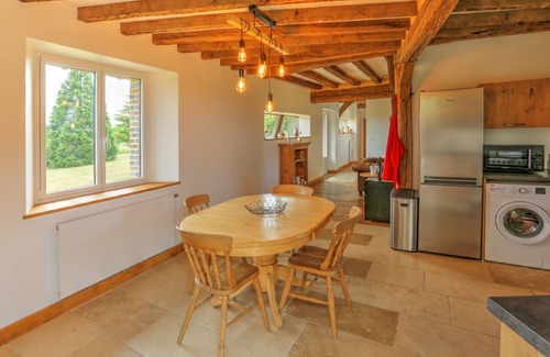 Saint-Fargeau House | Gîte La Bergerie >