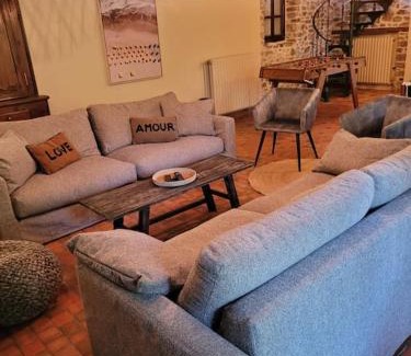 Gouville-sur-Mer House | Gîte La Maison de Gouville, avec piscine et SPA, proche mer