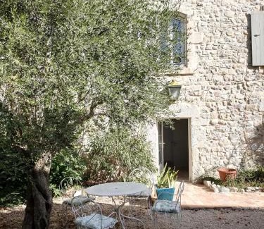 Bouquet House | Gîte La Manhanéra