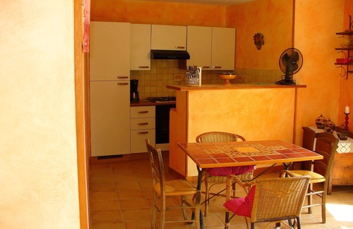 Beaumont House | Gîte "La Terrasse". A real "Eagle's Nest" for two people.