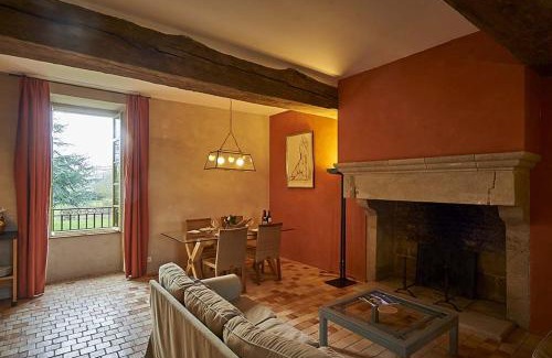 Corseul Apartment | Gîte La Terrasse - Manoir le Plessix Madeuc