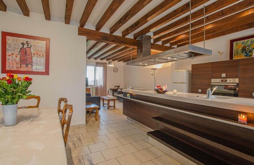 Laubressel House | Gîte Laubressel, 5 pièces, 6 personnes - FR-1-543-201