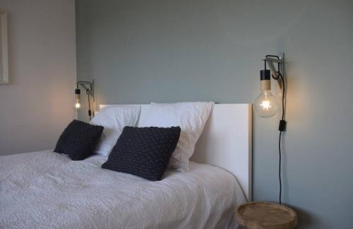 Malonne House | Gîte le 44 - au calme avec jardin, proche de Namur
