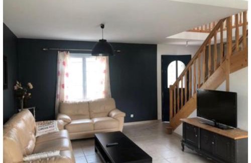 Flavigny House | Gîte "Le Millésime 61" Billard