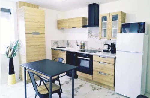 Ornans Apartment | Gîte "le Moderne" 1 à 2 Pers. Idéal Pour les Couples et les Travailleurs