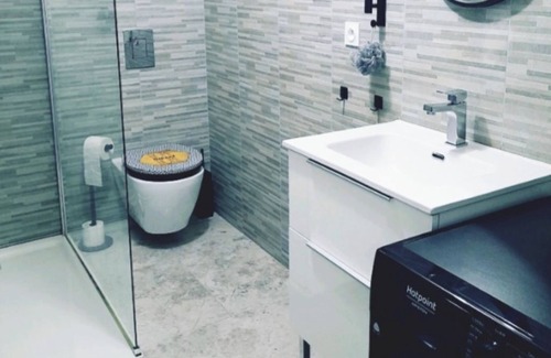 Ornans Apartment | Gîte "le Moderne" 1 à 2 Pers. Idéal Pour les Couples et les Travailleurs
