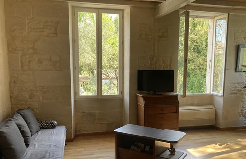 Saint-Dizant-du-Gua Condo | Gîte les ganivelles