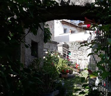 Riviere-sur-Tarn Apartment | Gîte Les Gorges du Tarn