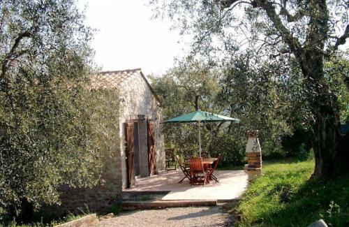 Berre-des-Alpes Apartment | Gîte Les Lys